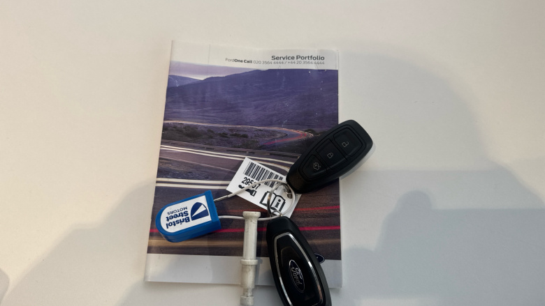 Ford Puma 1.0 EcoBoost Hybrid mHEV Titanium First Ed 5dr Petrol Hatchback